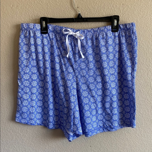 New Croft & Barrow Blue and White Pajama Set - Picture 3 of 7